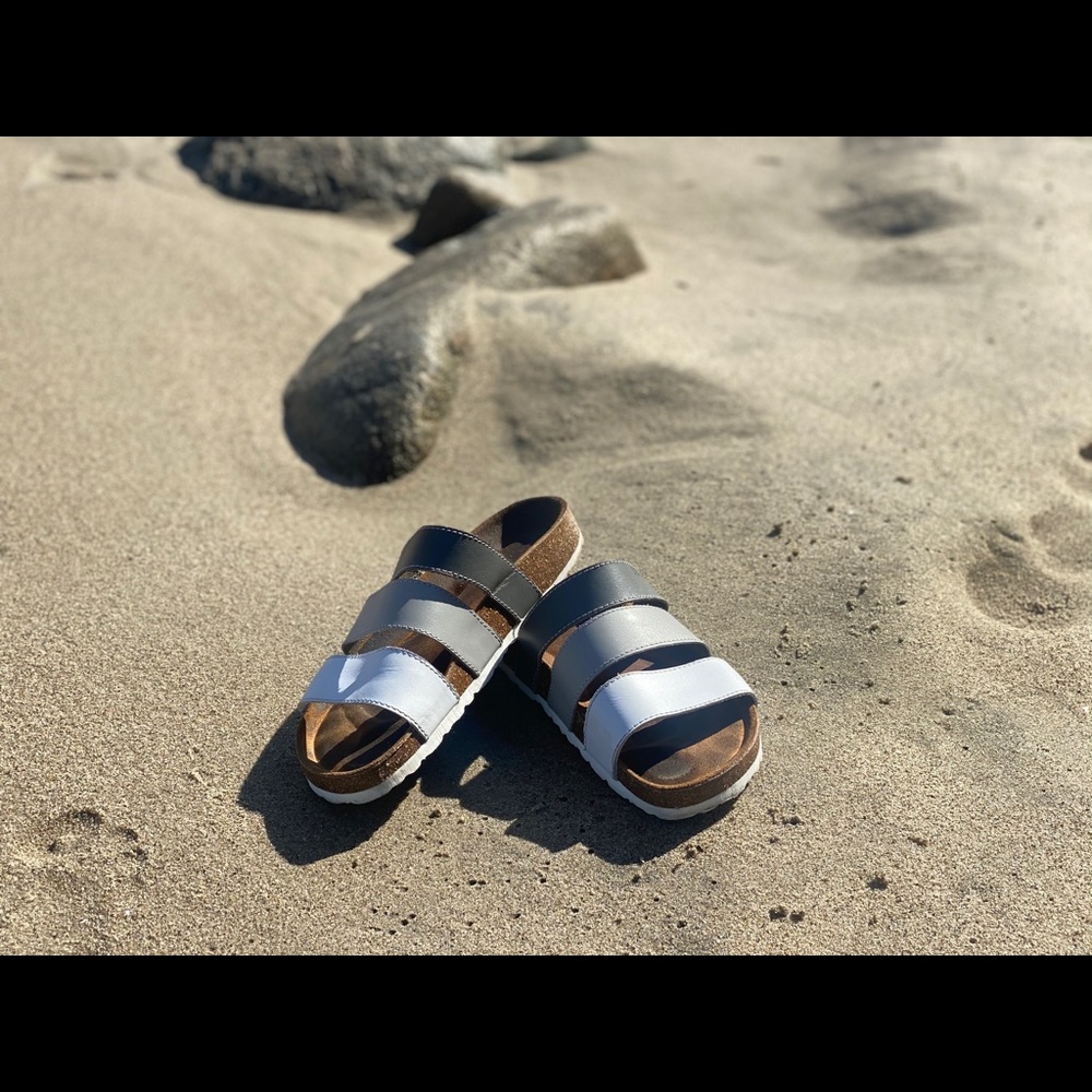 Women’s sandals